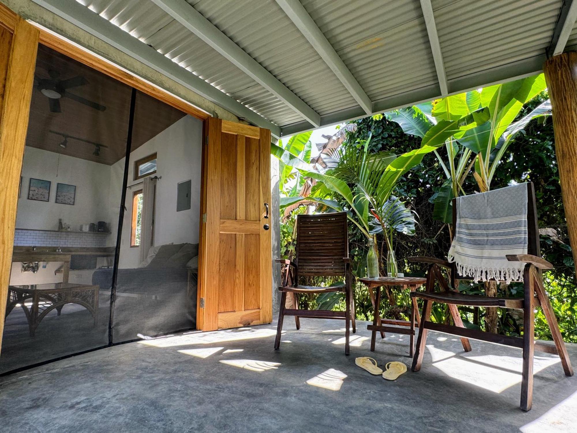 Casa Salvaje Vacation Rentals 博卡斯德尔托罗 外观 照片