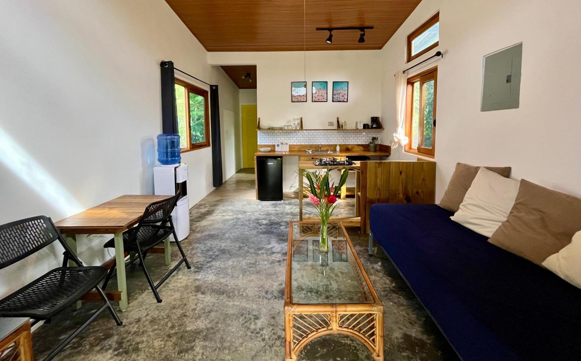 Casa Salvaje Vacation Rentals 博卡斯德尔托罗 外观 照片